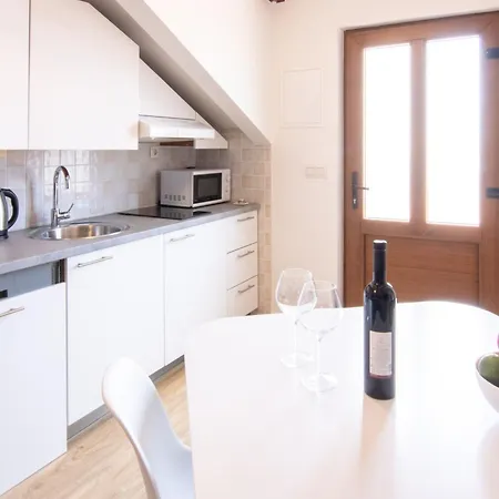 Portun In The Center Apartment Baska Voda